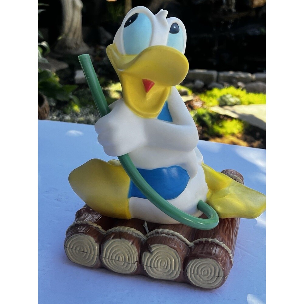 Rare Vintage 1970s Illco Donald Duck on Raft Rubber Bathtub/pool Toy